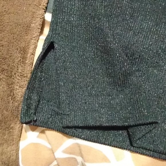 Black polyester blouse - Picture 3 of 4